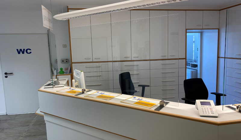 Glasabtrennung im Thekenbereich